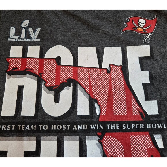 Tampa Bay Buccaneers Super Bowl LIV Champs T-Shirt Home‎ Turf Football XL - Picture 2 of 5